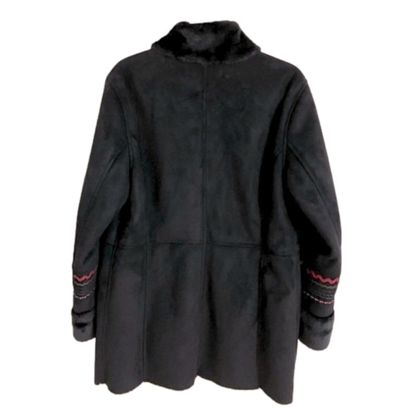 🎀 UTEX Faux Suede & Faux Fur Embroidered Sleeves Fur Cuffs Hidden Button C… - Picture 2 of 11